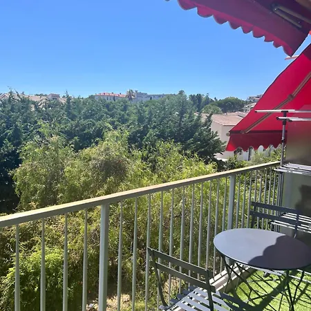 Appartement 3 Pieces Climatise Proche Et Piscine *